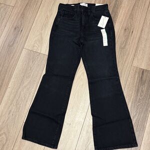 Universal Threads NWT  highrise flare comfort stretch black denim jeans